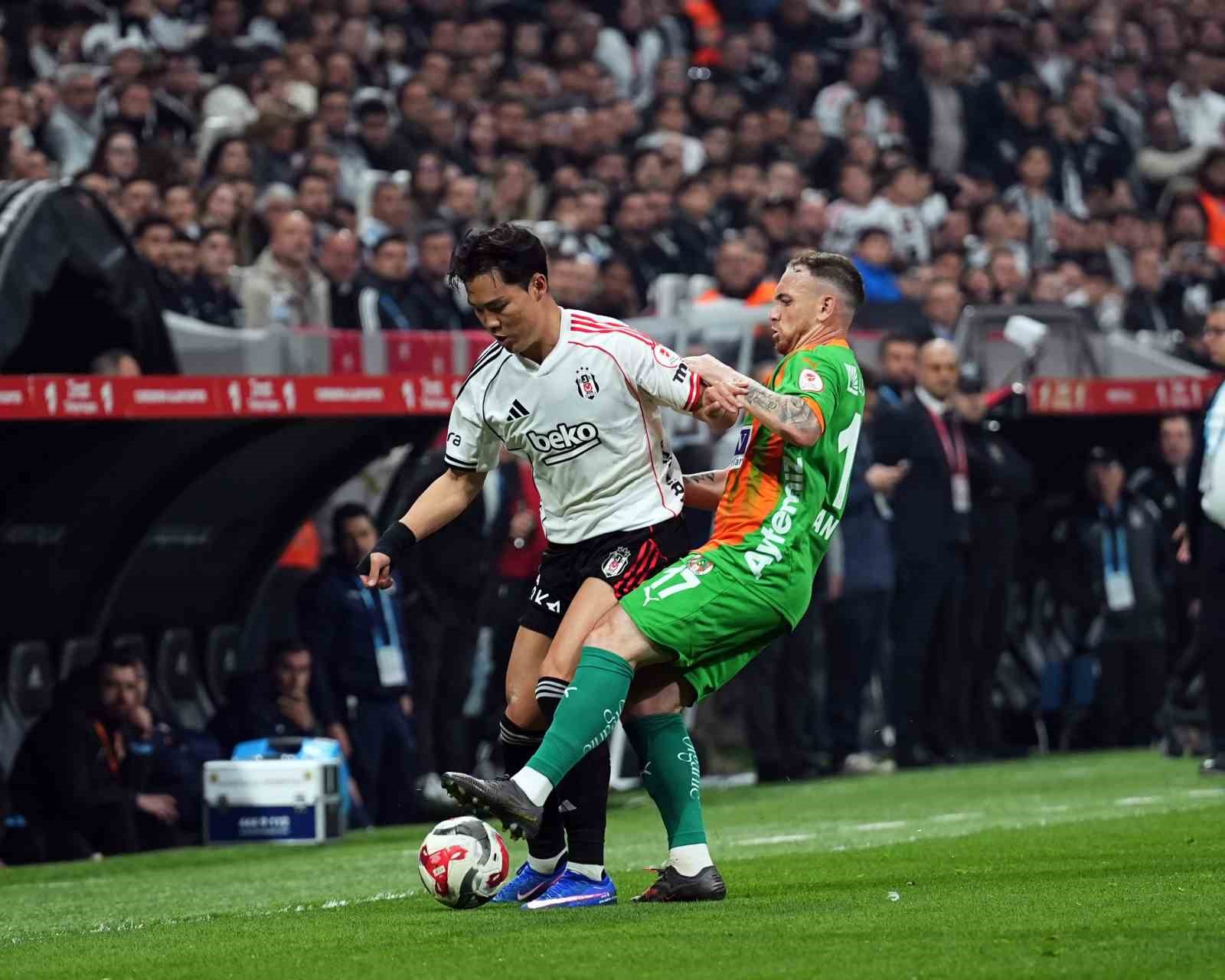 ziraat turkiye kupasi besiktas 1 corendon alanyaspor 0 ilk yari 16 nMhvFUB5