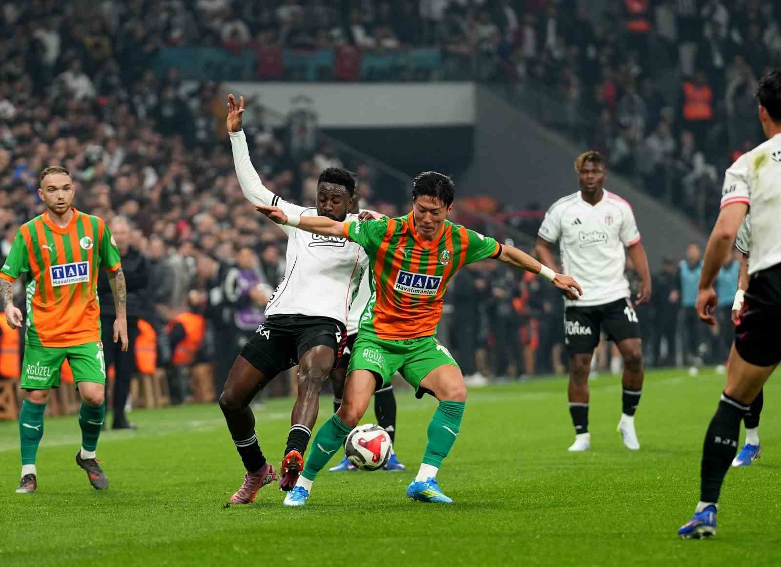 ziraat turkiye kupasi besiktas 1 corendon alanyaspor 0 ilk yari 26 r9WDk2Uv