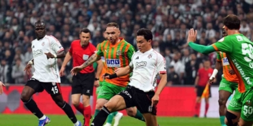 ziraat-turkiye-kupasi-besiktas-1-corendon-alanyaspor-0-ilk-yari-tapXCEYP.jpg