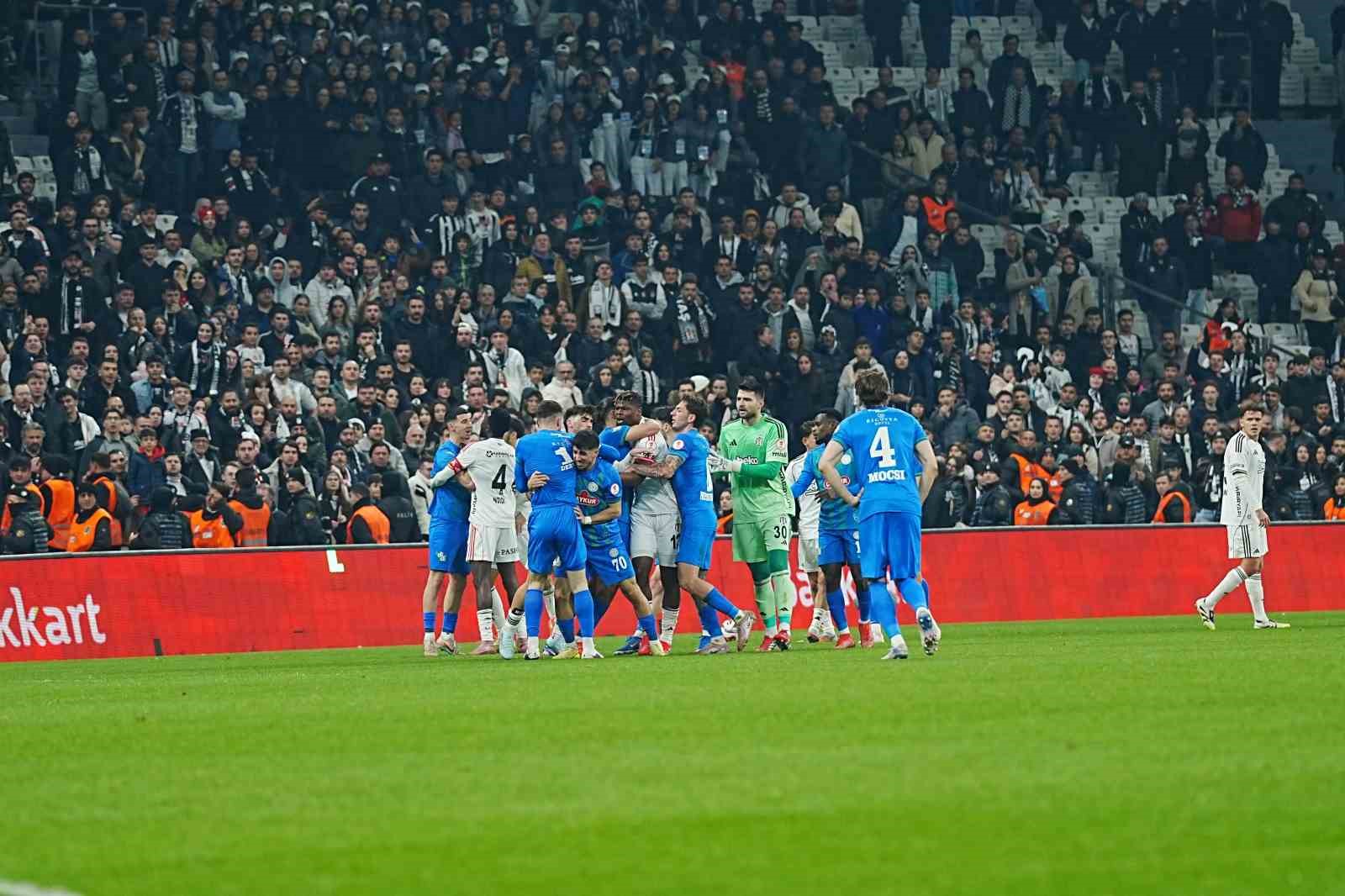 Ziraat Türkiye Kupası: Beşiktaş: 4 - Çaykur Rizespor: 1 (Maç sonucu) 24 ziraat turkiye kupasi besiktas 4 caykur rizespor 1 mac sonucu 20 OmfEvc9K