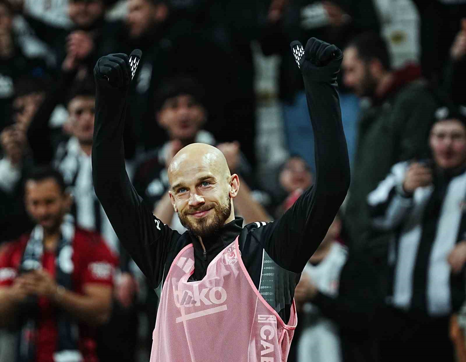 Ziraat Türkiye Kupası: Beşiktaş: 4 - Çaykur Rizespor: 1 (Maç sonucu) 10 ziraat turkiye kupasi besiktas 4 caykur rizespor 1 mac sonucu 6 Ega2slC4