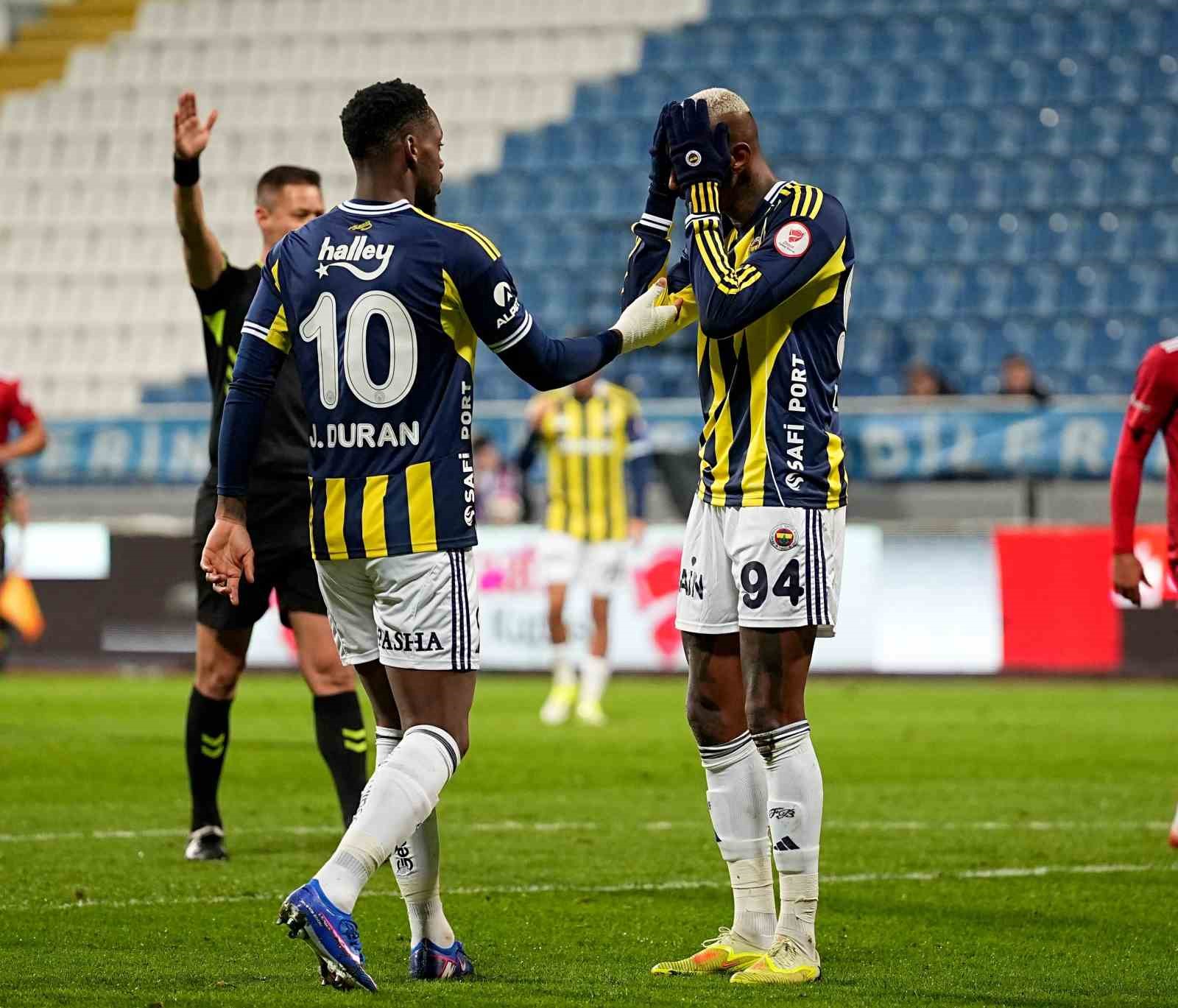 ziraat turkiye kupasi beyoglu yeni carsi 0 fenerbahce 0 mac devam ediyor 10 mGGjDqfs