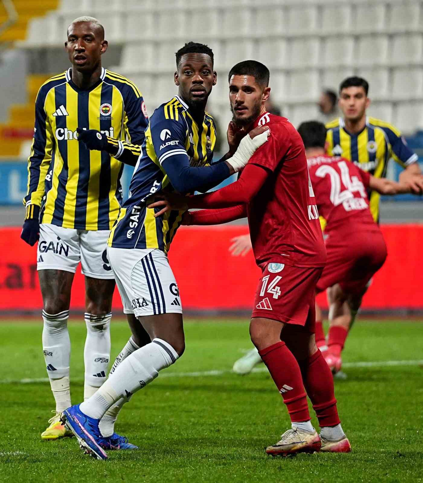 ziraat turkiye kupasi beyoglu yeni carsi 0 fenerbahce 0 mac devam ediyor 13 dOZrrN7V