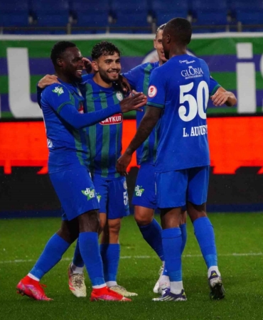 ziraat-turkiye-kupasi-caykur-rizespor-6-pendikspor-1-5RRO9S2E.jpg
