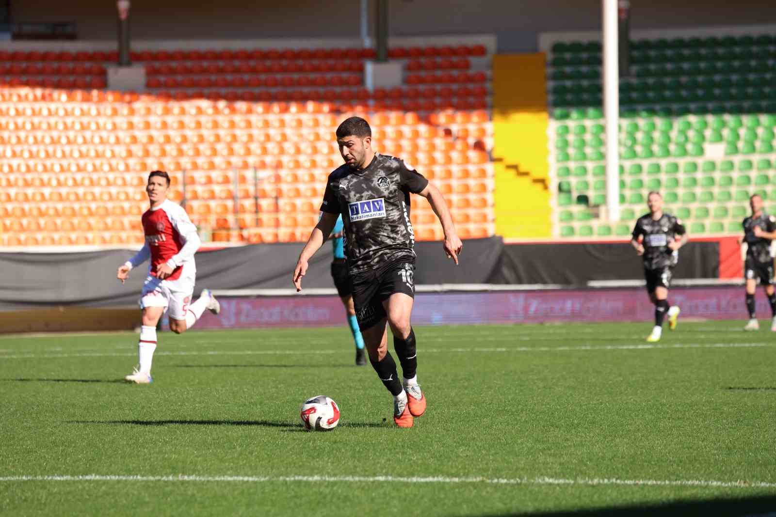 ziraat turkiye kupasi corendon alanyaspor 1 fatih karagumruk 1 ilk yari 3 hlhsIlss