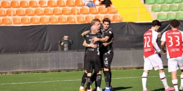 ziraat-turkiye-kupasi-corendon-alanyaspor-1-fatih-karagumruk-1-ilk-yari-Xb5CaK9v.jpg