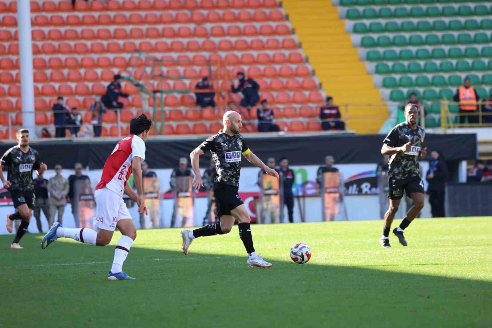 ziraat turkiye kupasi corendon alanyaspor 2 fatih karagumruk 2 mac sonucu 0 QiChZZEP
