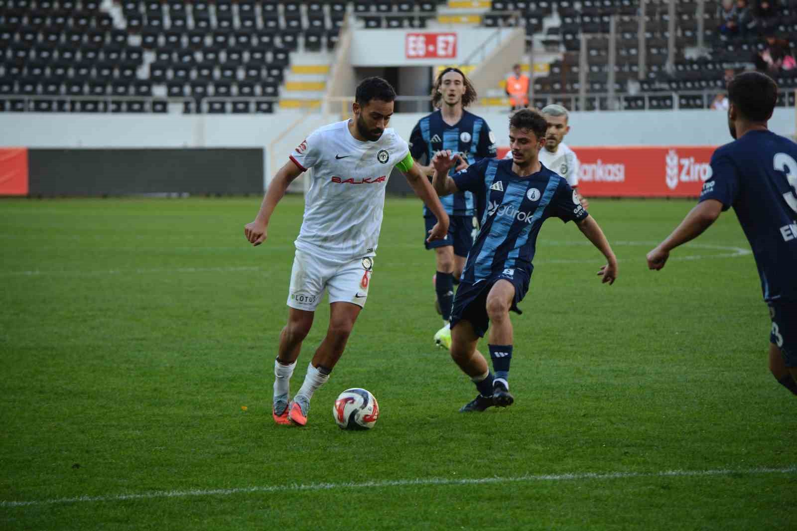 Ziraat Türkiye Kupası: Çorum FK: 3 - Kütahyaspor: 0 10 ziraat turkiye kupasi corum fk 3 kutahyaspor 0 6 I8IaWtXj