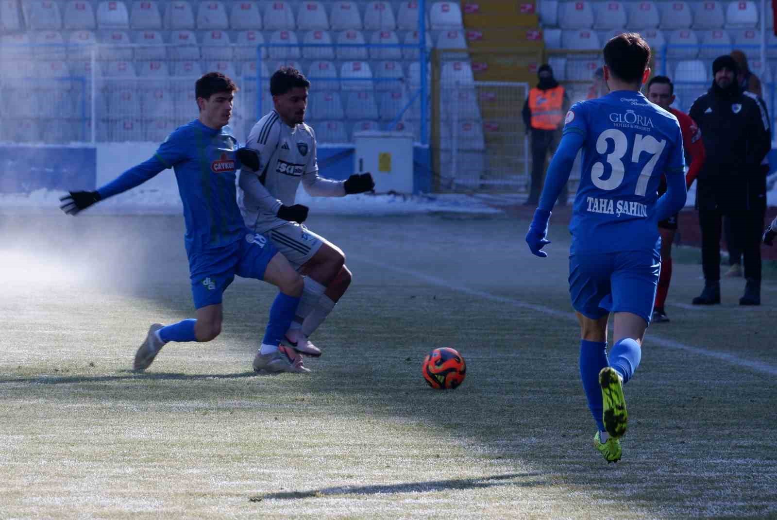 Ziraat Türkiye Kupası: Erzurumspor FK: 2 - Çaykur Rizespor: 0 11 ziraat turkiye kupasi erzurumspor fk 2 caykur rizespor 0 7 LWVrDigB