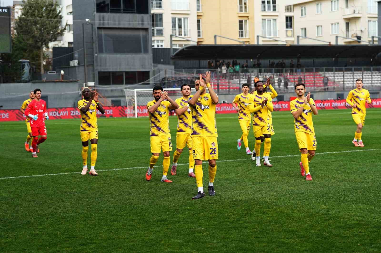 ziraat turkiye kupasi eyupspor 0 igdir fk 1 mac devam ediyor 5 l12MklsM