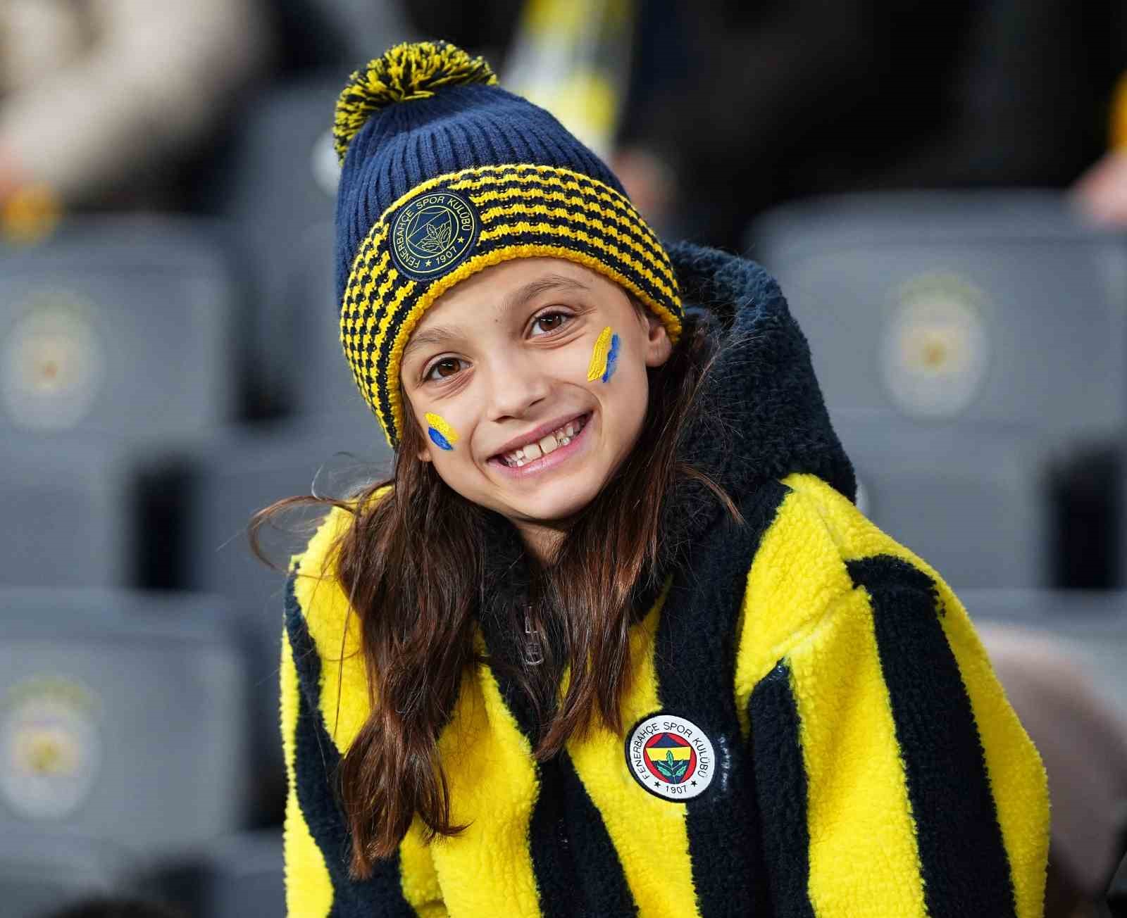 ziraat turkiye kupasi fenerbahce 0 erzurumspor fk 0 mac devam ediyor 1 ABILUQ1z