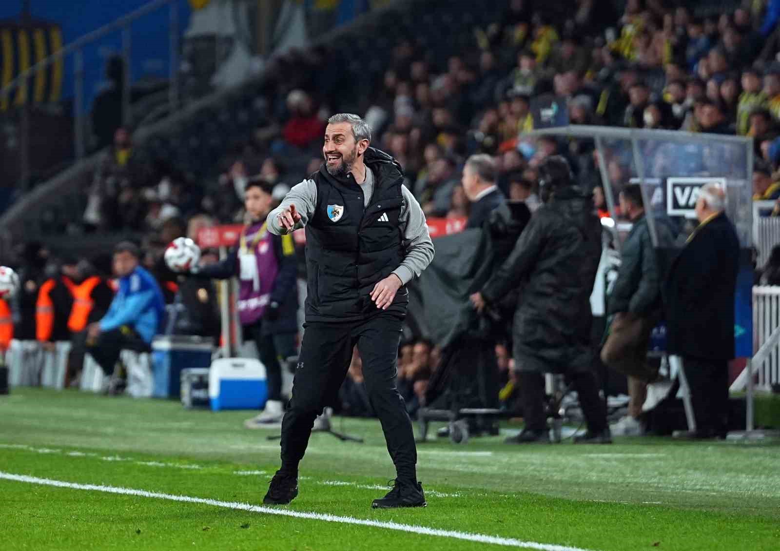 Ziraat Türkiye Kupası: Fenerbahçe: 0 - Erzurumspor FK: 1 (İlk yarı) 11 ziraat turkiye kupasi fenerbahce 0 erzurumspor fk 1 ilk yari 7 HGHwGkua