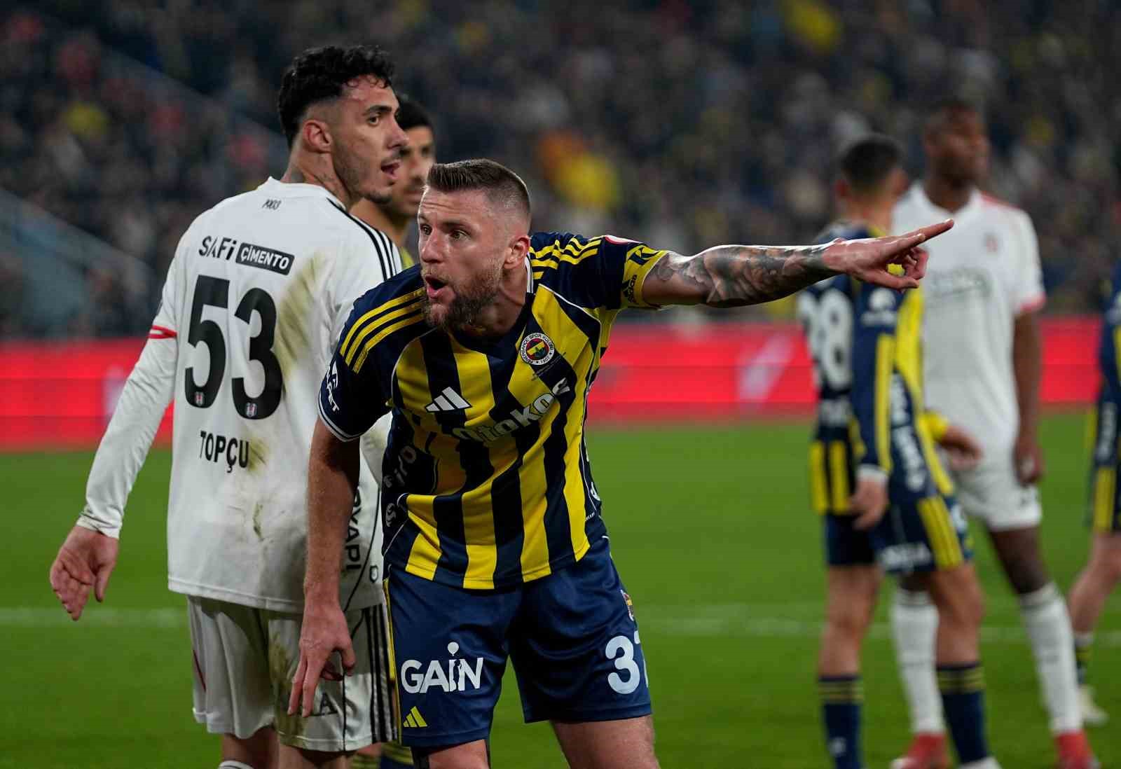 ziraat turkiye kupasi fenerbahce 1 besiktas 2 mac sonucu 12 9rTYprWB