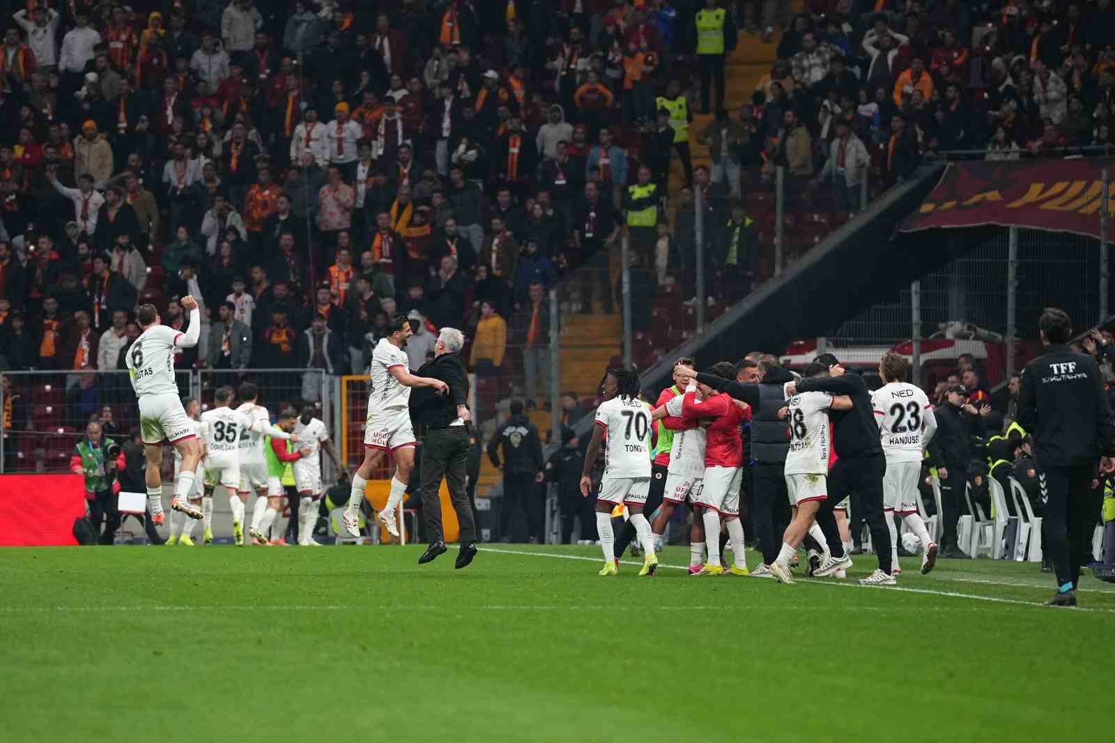 ziraat turkiye kupasi galatasaray 0 genclerbirligi 2 mac sonucu 30 ubmFC3Nk