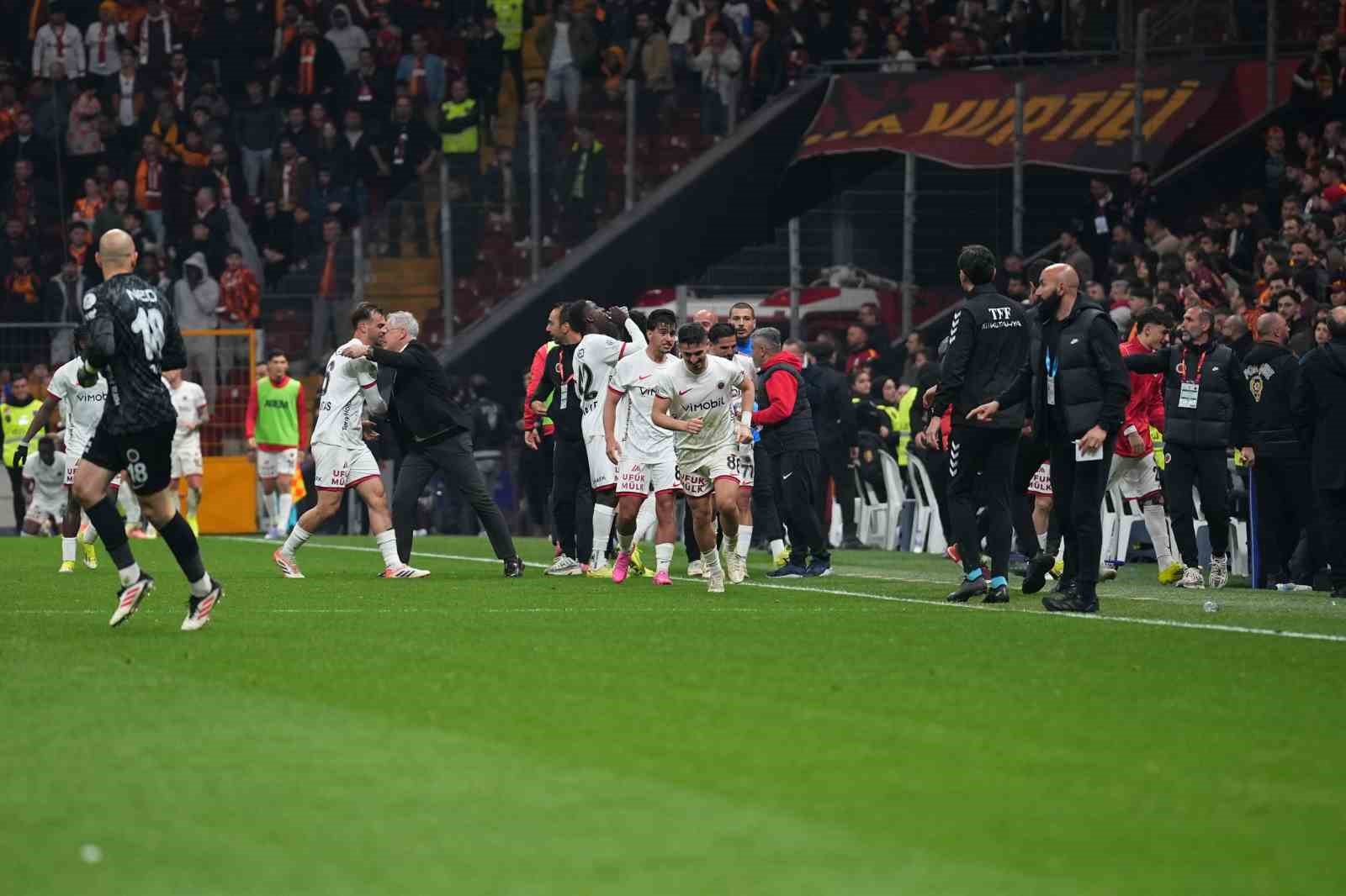 ziraat turkiye kupasi galatasaray 0 genclerbirligi 2 mac sonucu 35 sFWef5sU