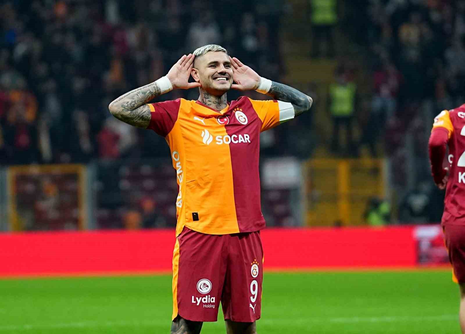 ziraat turkiye kupasi galatasaray 1 istanbulspor 0 mac devam ediyor 25 QzSSU2tR