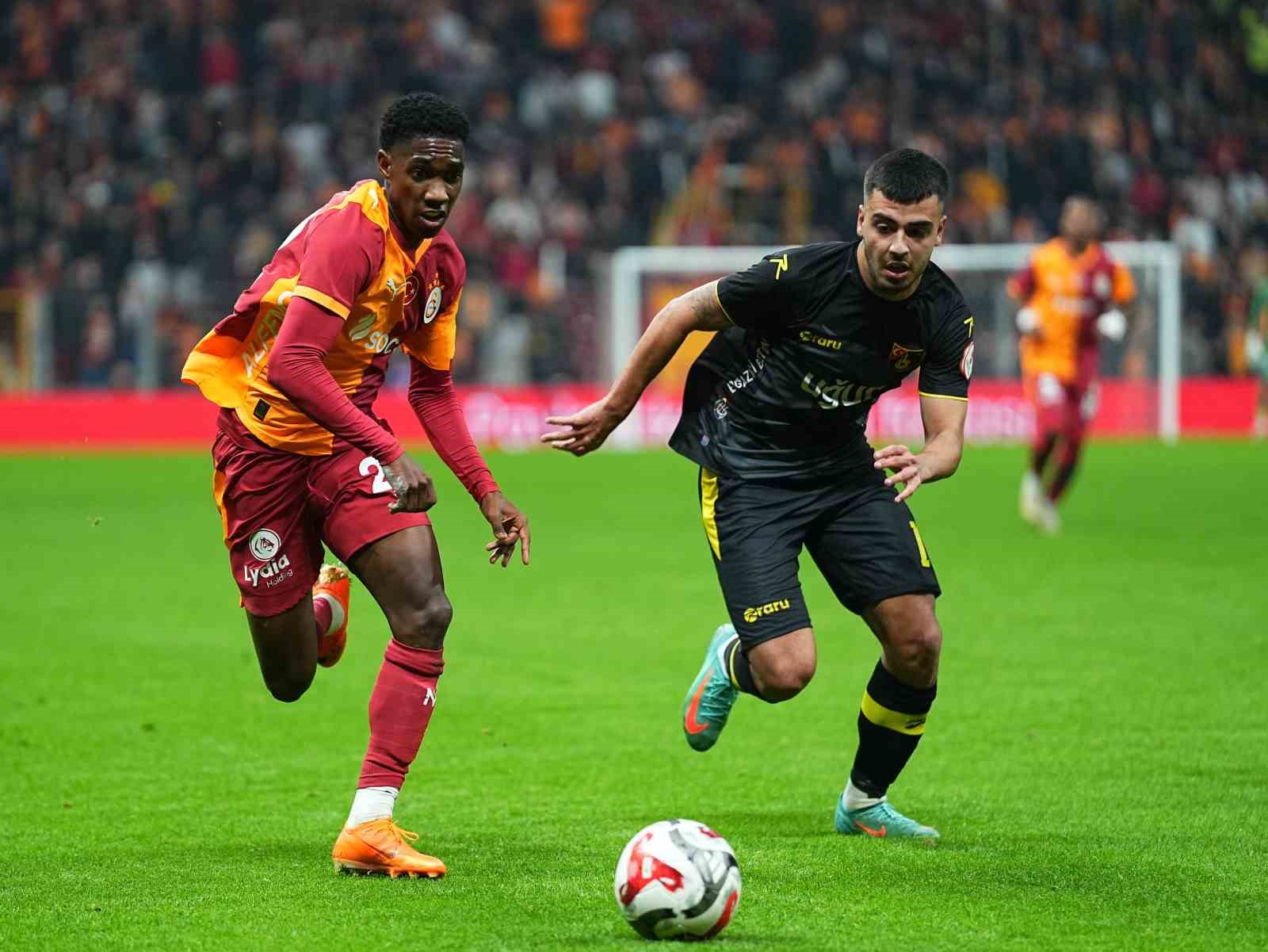 ziraat turkiye kupasi galatasaray 3 istanbulspor 1 ilk yari 1 XrnVbj9Q