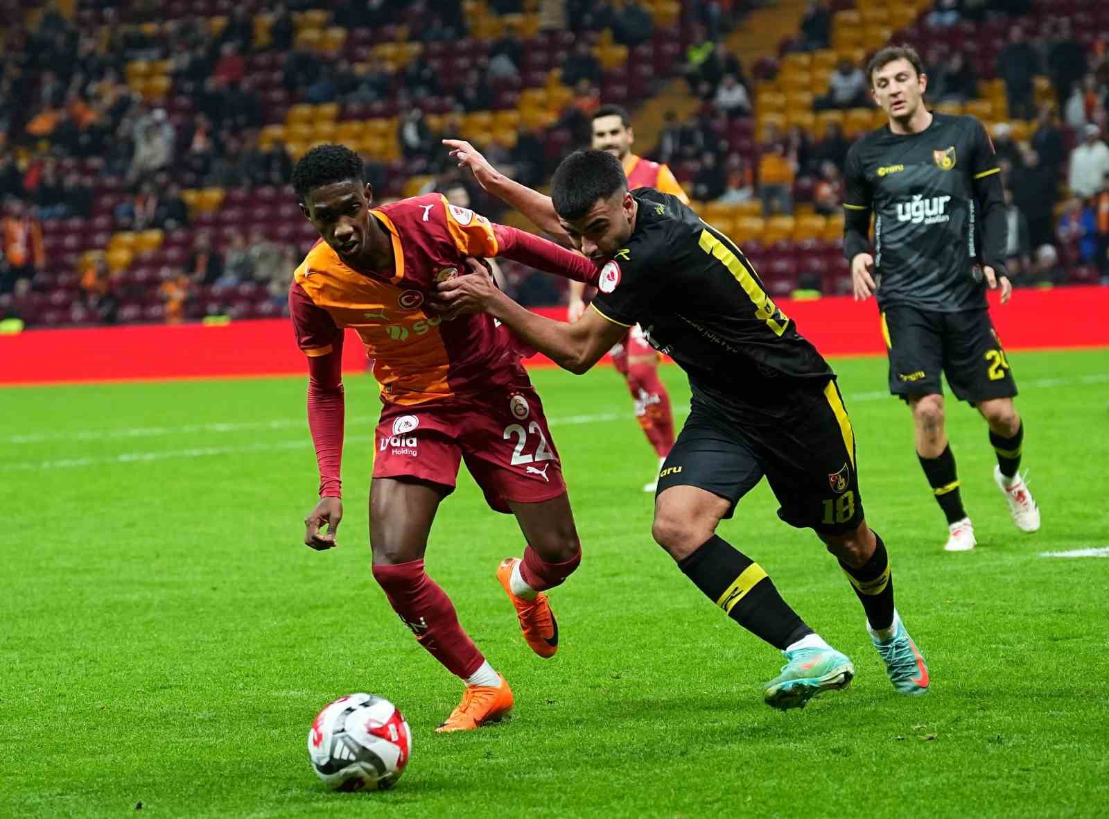 ziraat turkiye kupasi galatasaray 3 istanbulspor 1 ilk yari 13 1Lt4LkUH