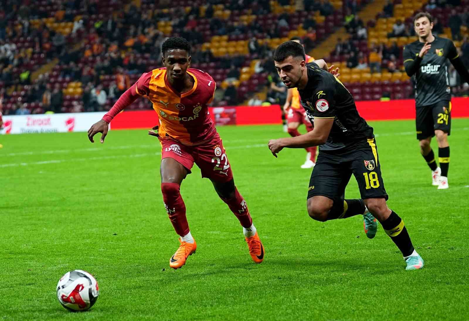 ziraat turkiye kupasi galatasaray 3 istanbulspor 1 ilk yari 14 gHAac7BL
