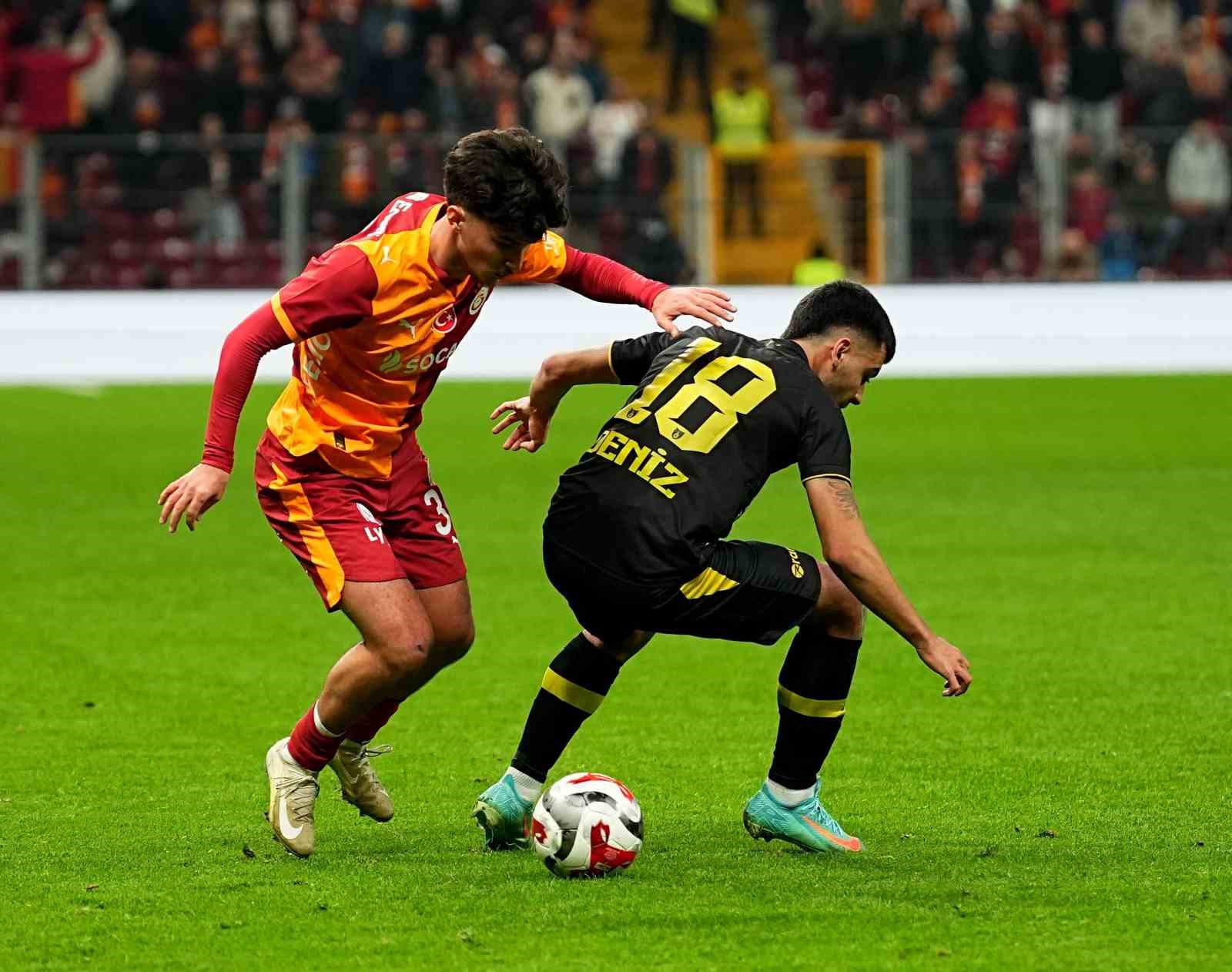 ziraat turkiye kupasi galatasaray 3 istanbulspor 1 ilk yari 21 Rbvd5lk5