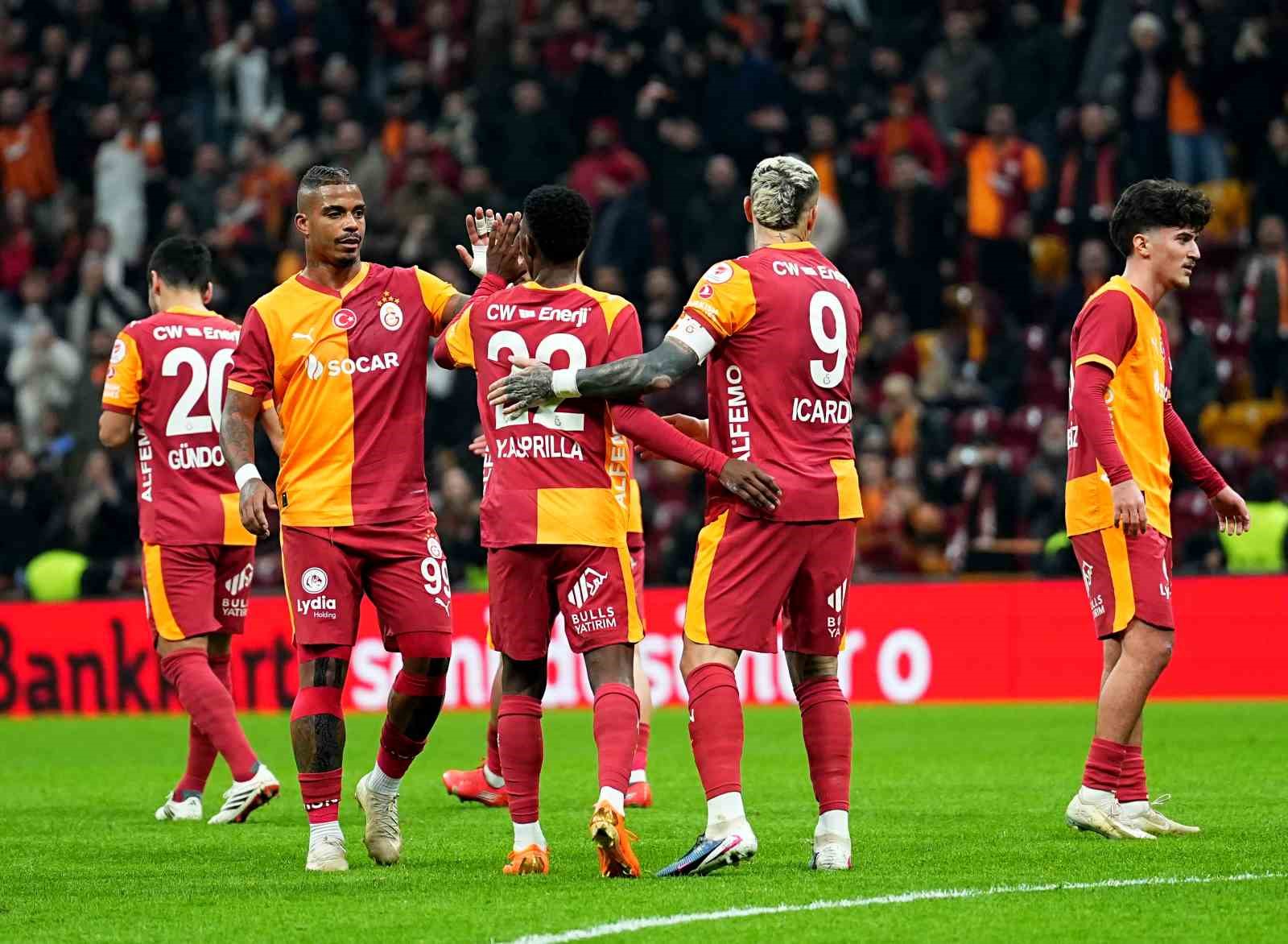 ziraat turkiye kupasi galatasaray 3 istanbulspor 1 ilk yari 6 GqhQdlmI