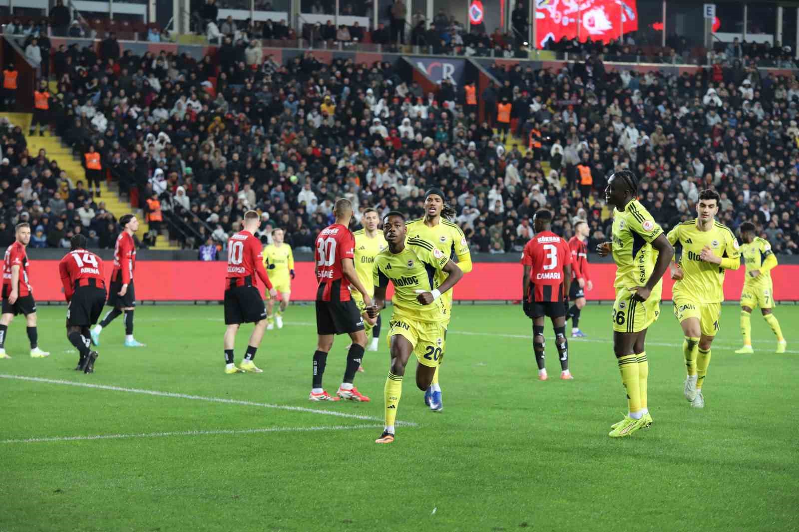 ziraat turkiye kupasi gaziantep fk 0 fenerbahce 1 ilk yari 10