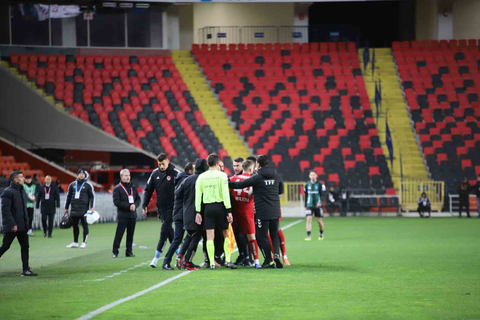 ziraat turkiye kupasi gaziantep fk 0 kocaelispor 0 ilk yari 22 ubiRY7Rv