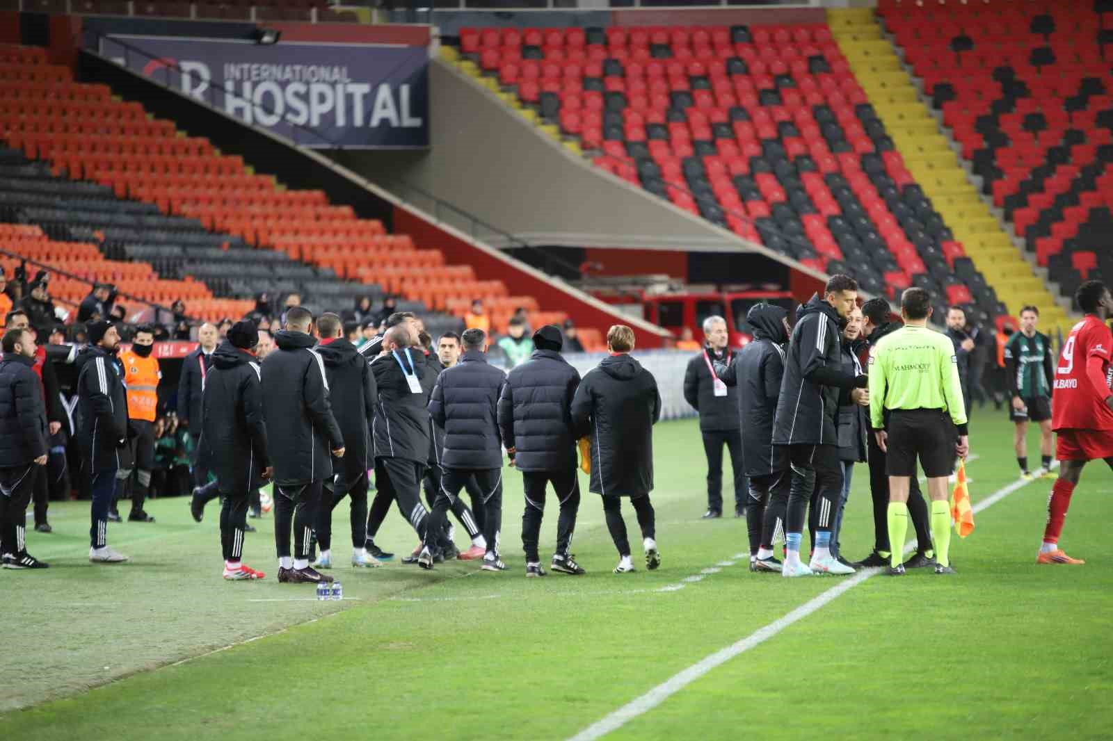 ziraat turkiye kupasi gaziantep fk 0 kocaelispor 0 ilk yari 25 f78I4TNS