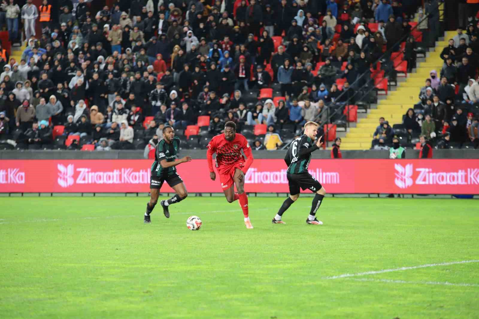 ziraat turkiye kupasi gaziantep fk 0 kocaelispor 0 ilk yari 27 hem6zO2y