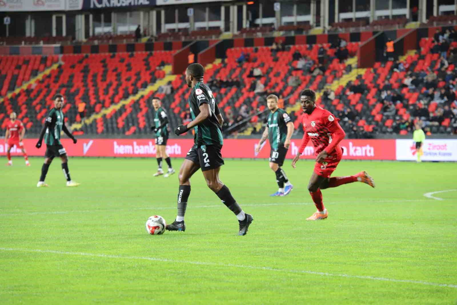 ziraat turkiye kupasi gaziantep fk 0 kocaelispor 0 ilk yari 31 rDdNacnh