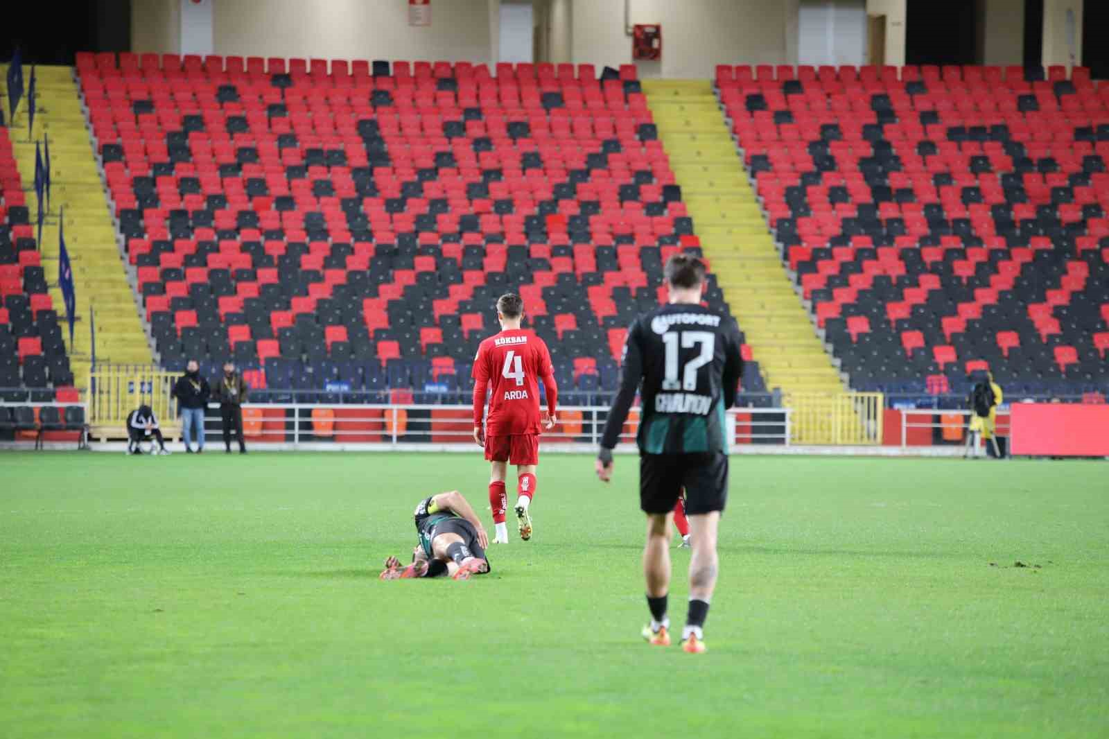 ziraat turkiye kupasi gaziantep fk 0 kocaelispor 0 ilk yari 32 7La61VMc
