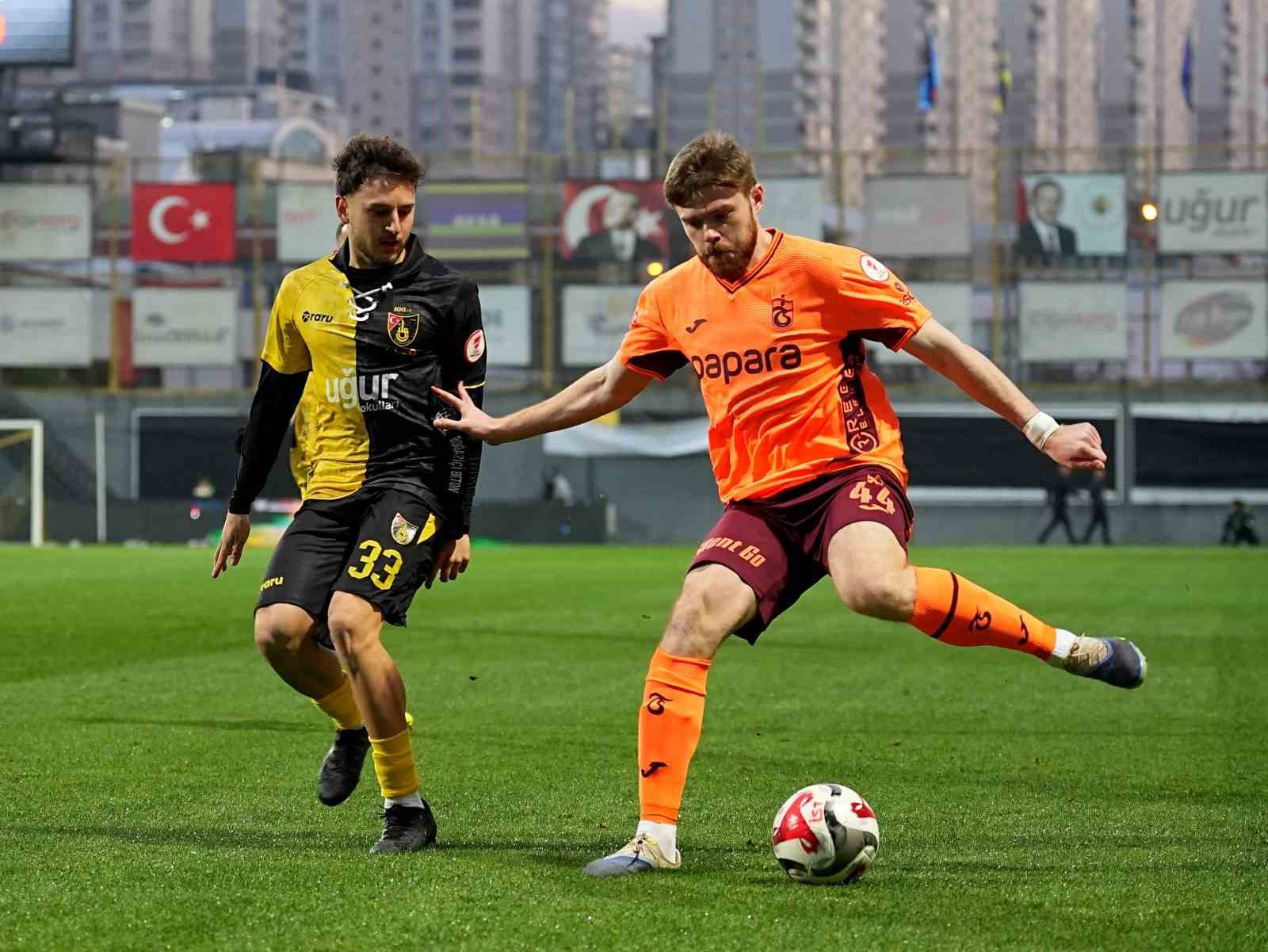 Ziraat Türkiye Kupası: İstanbulspor: 1 - Trabzonspor: 1 (İlk yarı) 17 ziraat turkiye kupasi istanbulspor 1 trabzonspor 1 ilk yari 13 XTEnH86K