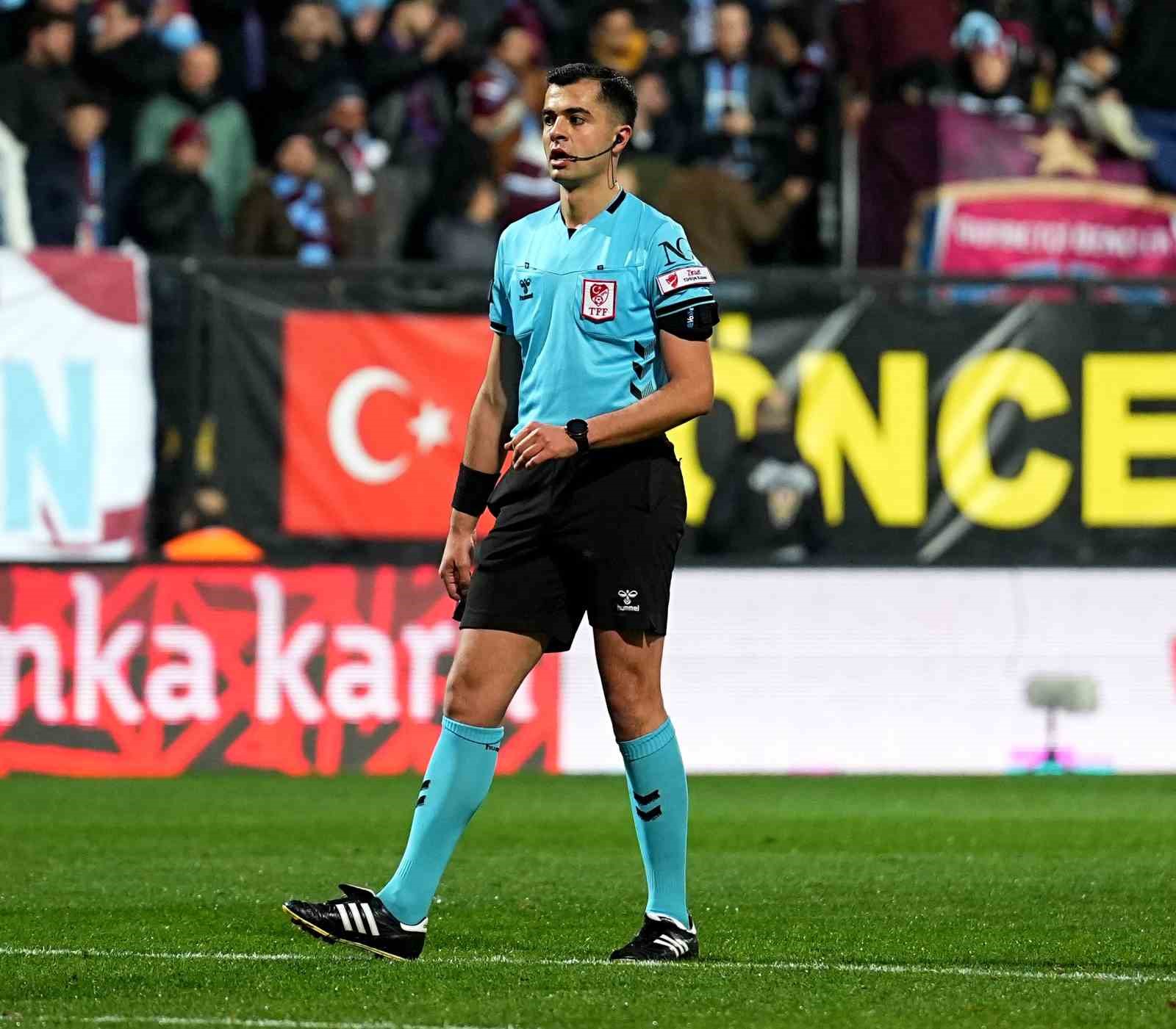 ziraat turkiye kupasi istanbulspor 1 trabzonspor 6 mac sonucu 10 AfTR1C5F