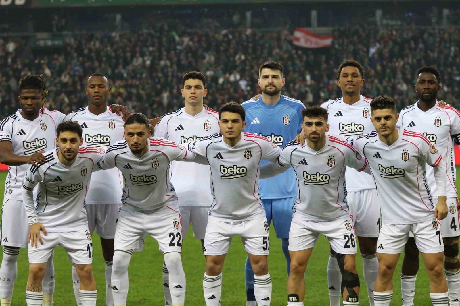 ziraat turkiye kupasi kocaelispor 1 besiktas 0 mac devam ediyor 11 YW5Z5elX