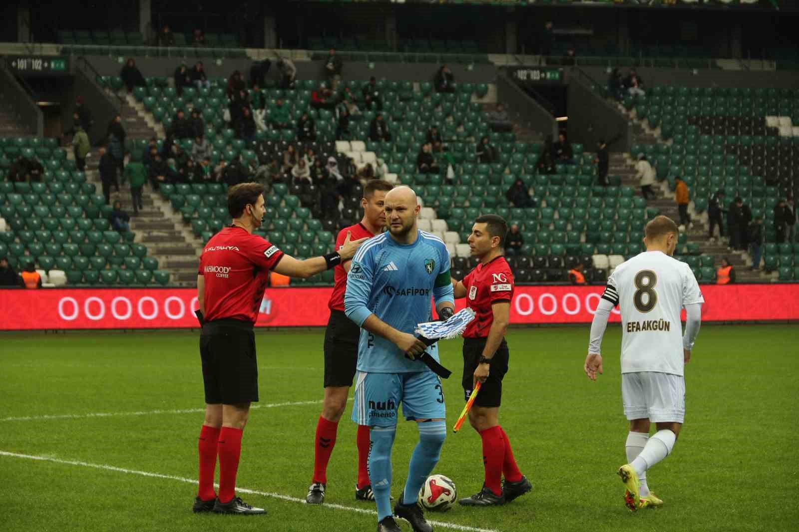 ziraat turkiye kupasi kocaelispor 1 erzurumspor fk 0 mac devam ediyor 12 Tgpe2fqL