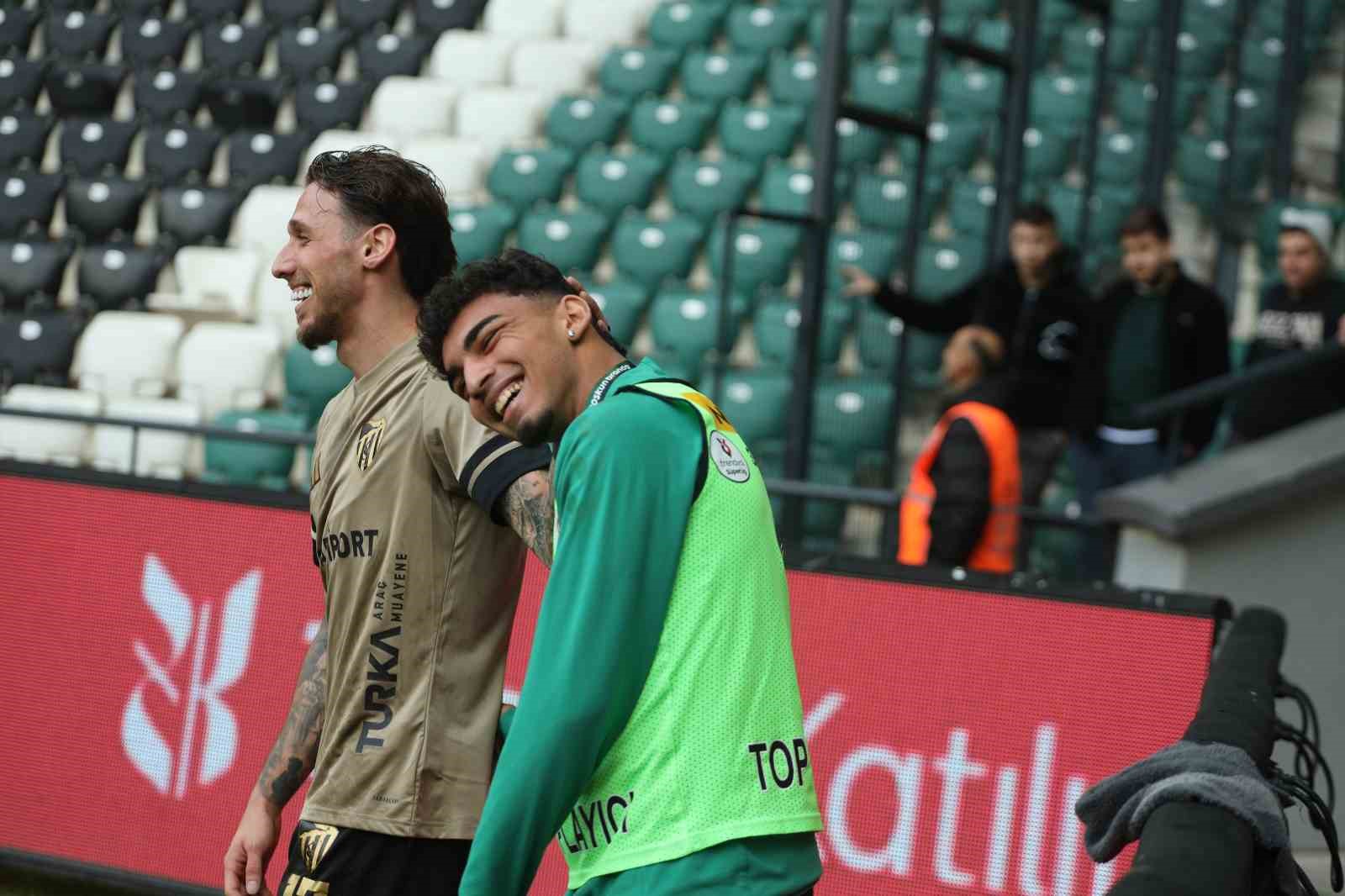 Ziraat Türkiye Kupası: Kocaelispor: 2 - Erzurumspor FK: 0 (İlk yarı) 16 ziraat turkiye kupasi kocaelispor 2 erzurumspor fk 0 ilk yari 12 L2BMKdre