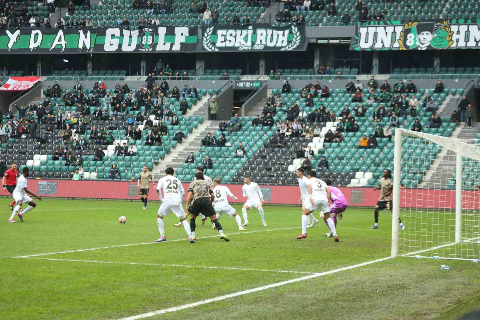 Ziraat Türkiye Kupası: Kocaelispor: 2 - Erzurumspor FK: 0 (İlk yarı) 12 ziraat turkiye kupasi kocaelispor 2 erzurumspor fk 0 ilk yari 8 PTgMSSKT