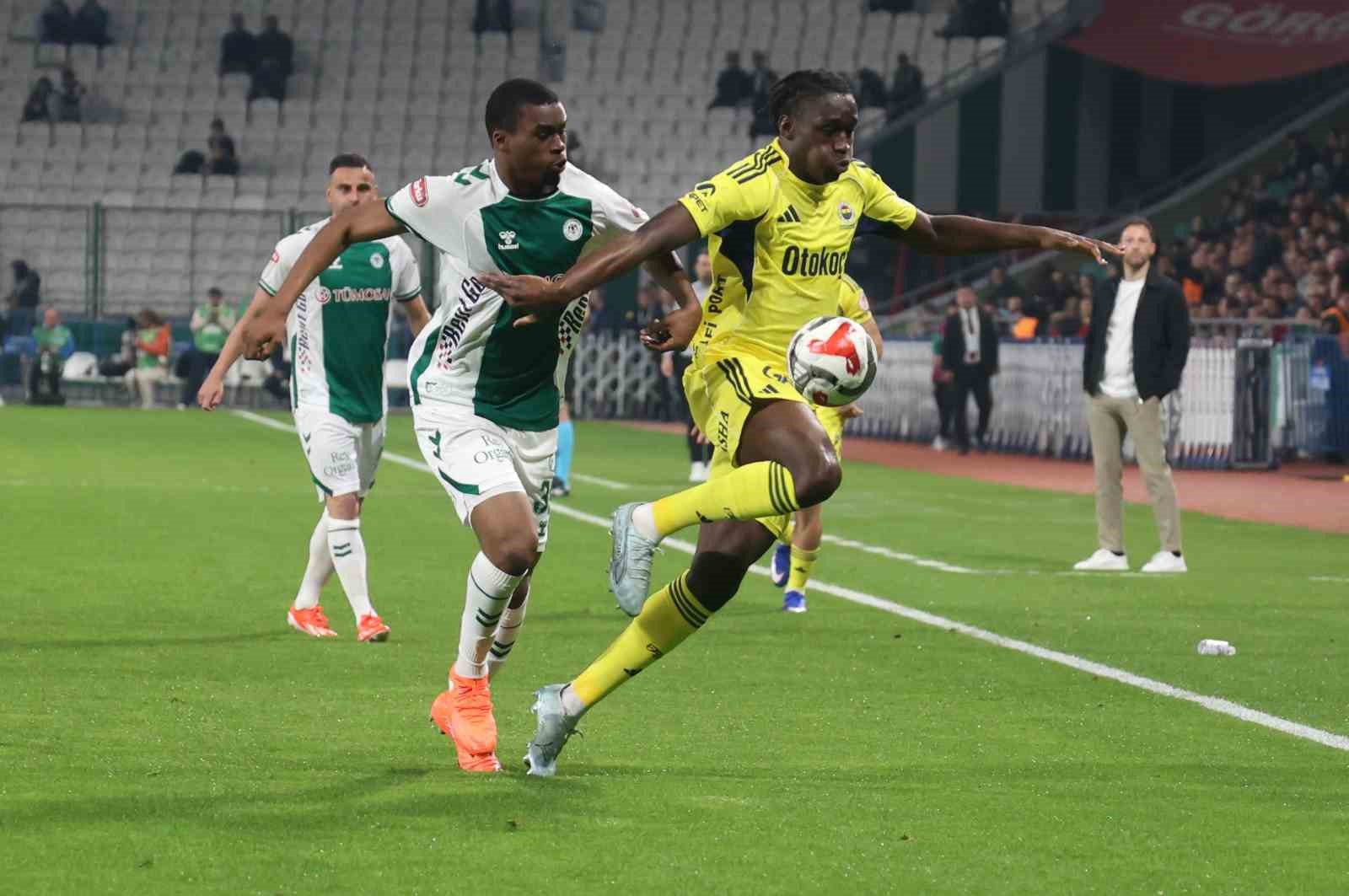 ziraat turkiye kupasi konyaspor 0 fenerbahce 0 mac devam ediyor 9 hTR1N8hr