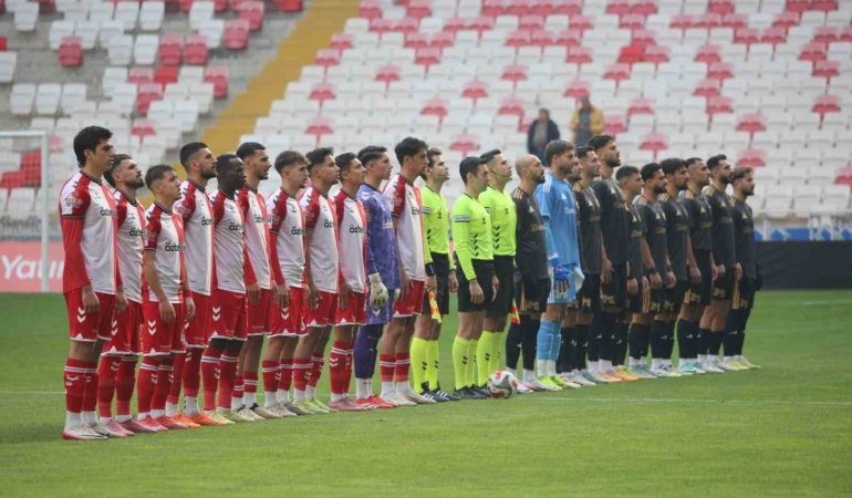 ziraat-turkiye-kupasi-ozbelsan-sivasspor-1-aliaga-futbol-kulubu-3-lb9F3Y21.jpg
