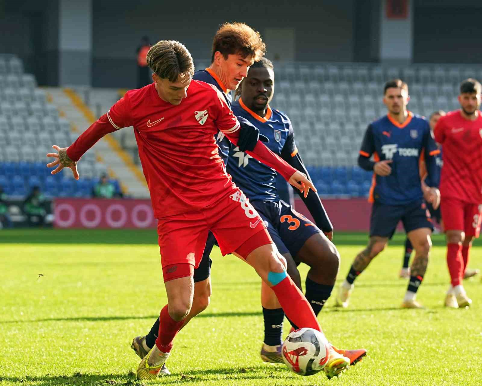 ziraat turkiye kupasi rams basaksehir 0 boluspor 0 mac devam ediyor 4 jYijPXCj