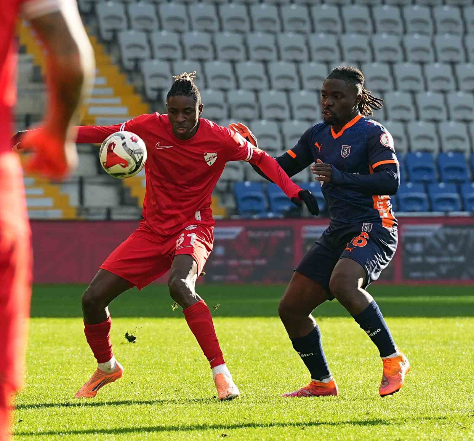 ziraat turkiye kupasi rams basaksehir 0 boluspor 0 mac devam ediyor 6 5HjIDy8M