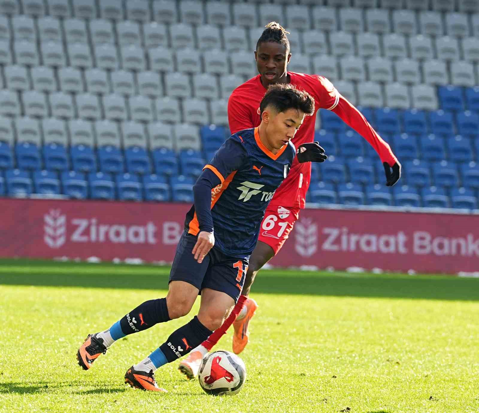 ziraat turkiye kupasi rams basaksehir 0 boluspor 0 mac devam ediyor 7 ACahHRKG