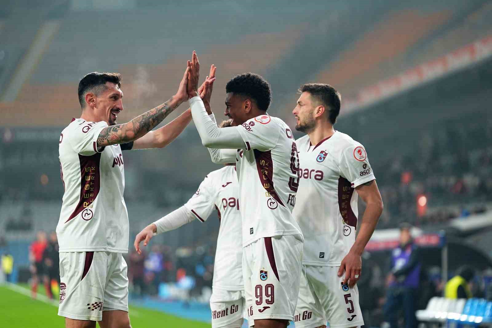 ziraat turkiye kupasi rams basaksehir 0 trabzonspor 1 mac devam ediyor 20 SdppjQEZ