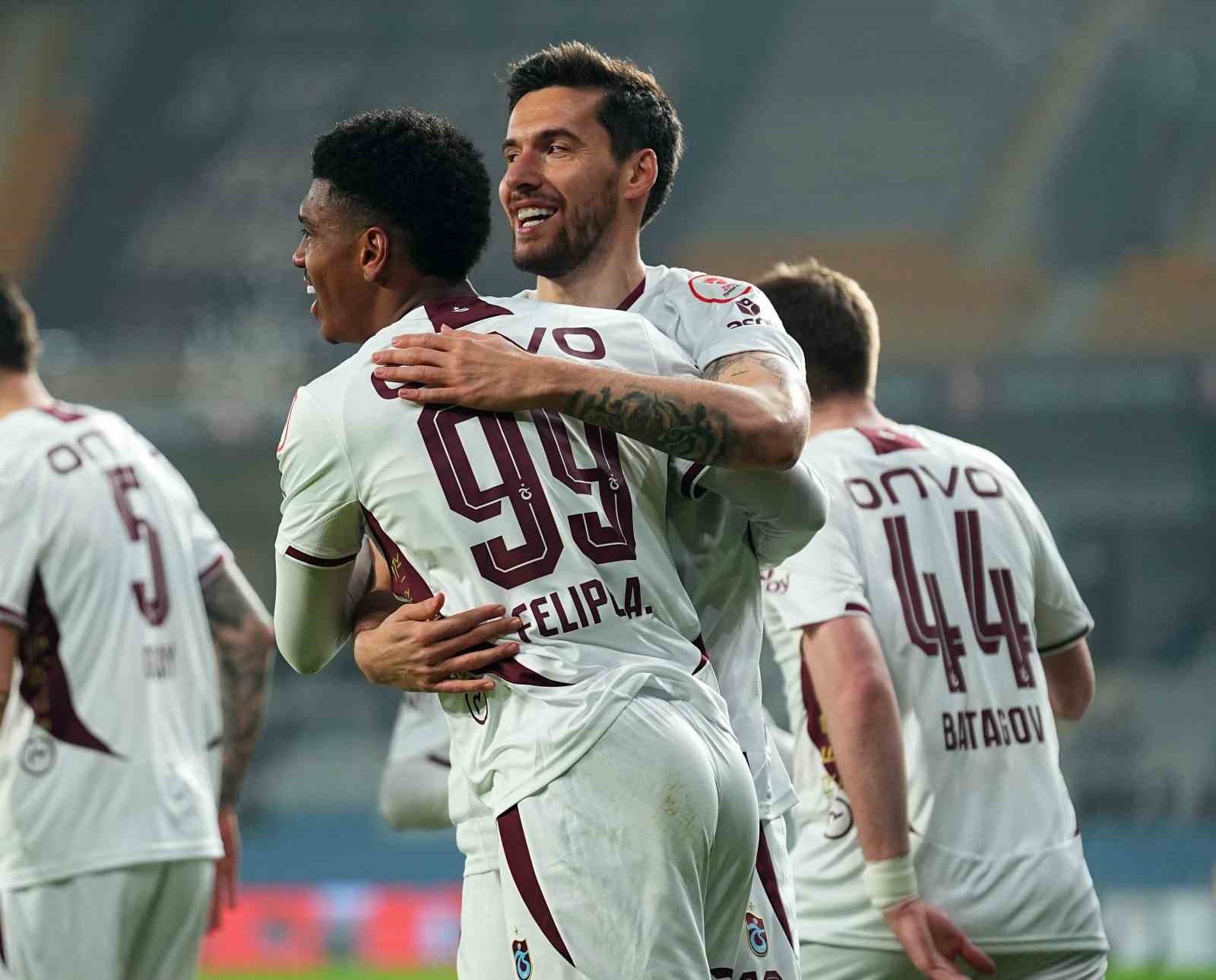 ziraat turkiye kupasi rams basaksehir 0 trabzonspor 1 mac devam ediyor 23 Ne37Bl1N