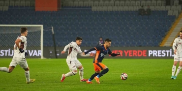 ziraat-turkiye-kupasi-rams-basaksehir-2-trabzonspor-4-mac-sonucu-4cxHq1LO.jpg