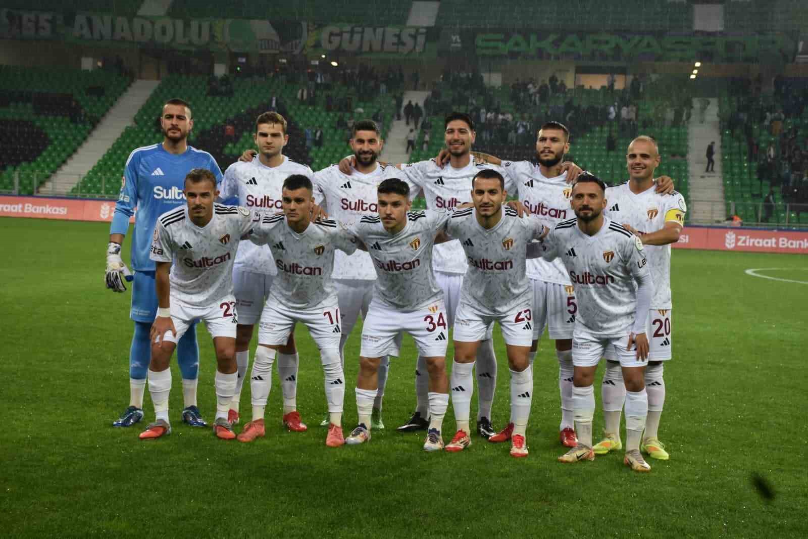 Ziraat Türkiye Kupası: Sakaryaspor: 4 - İnegölspor:0 7 ziraat turkiye kupasi sakaryaspor 4 inegolspor0 3 5f2uQB43