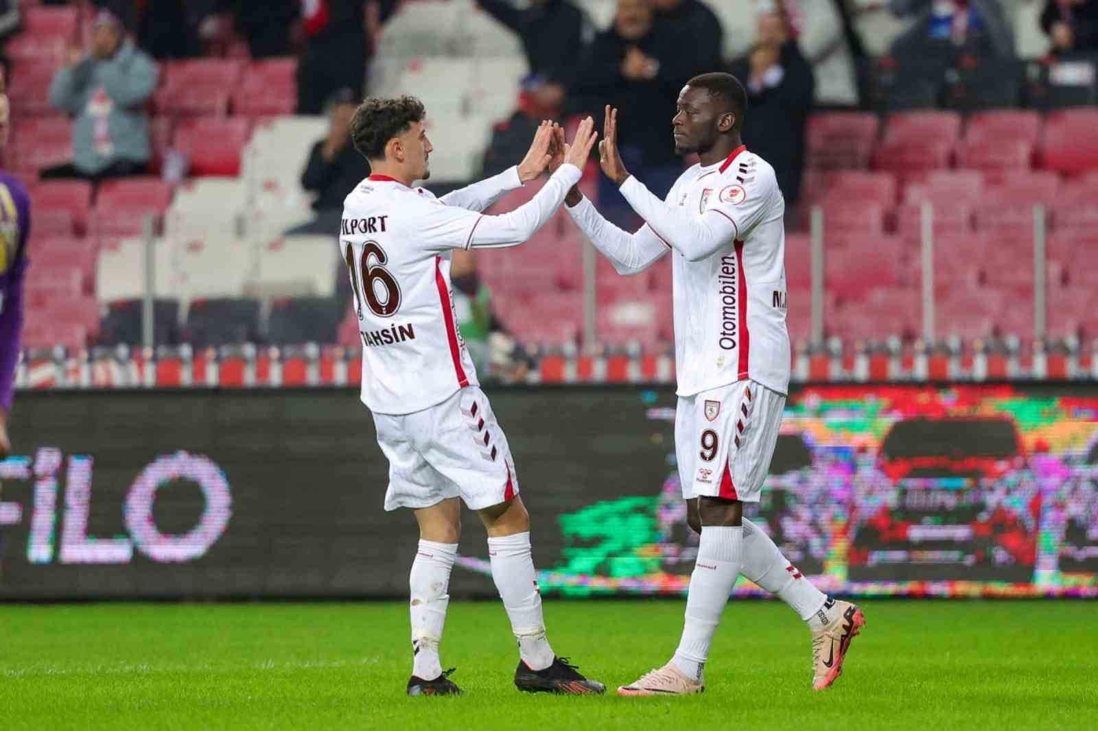 Ziraat Türkiye Kupası: Samsunspor: 2 - Eyüpspor: 0 (İlk yarı) 18 ziraat turkiye kupasi samsunspor 2 eyupspor 0 ilk yari 14 j975wlaX