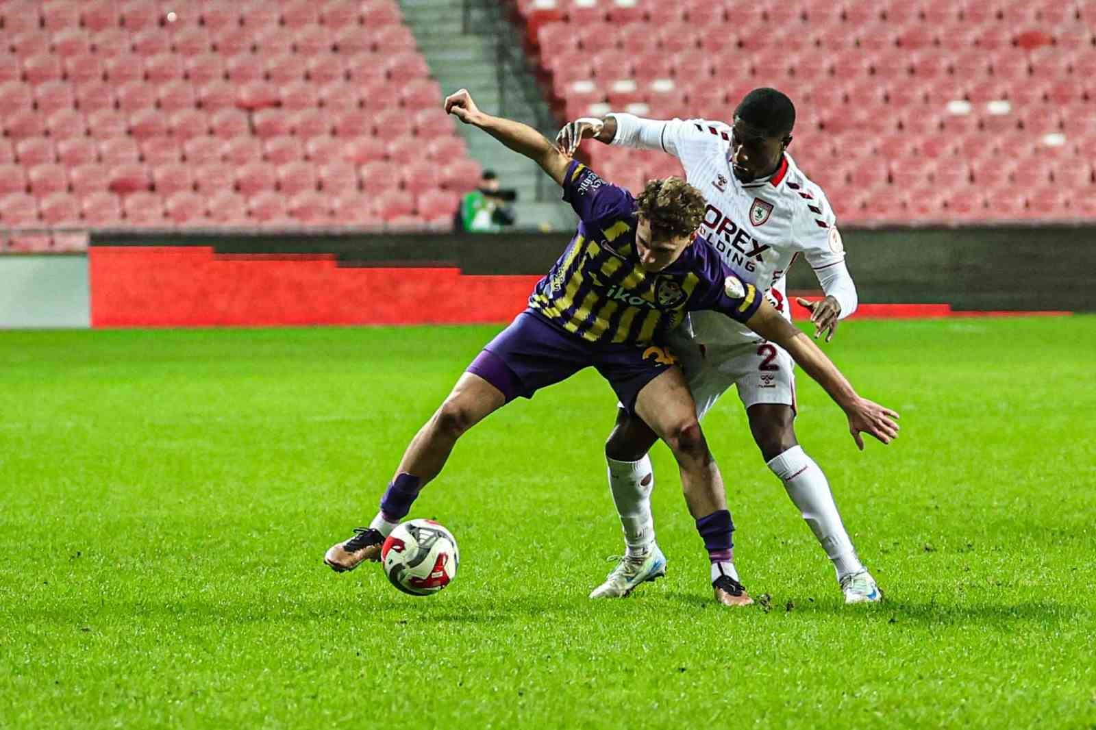 Ziraat Türkiye Kupası: Samsunspor: 2 - Eyüpspor: 1 (Maç sonucu) 14 ziraat turkiye kupasi samsunspor 2 eyupspor 1 mac sonucu 10 HtkMy18J