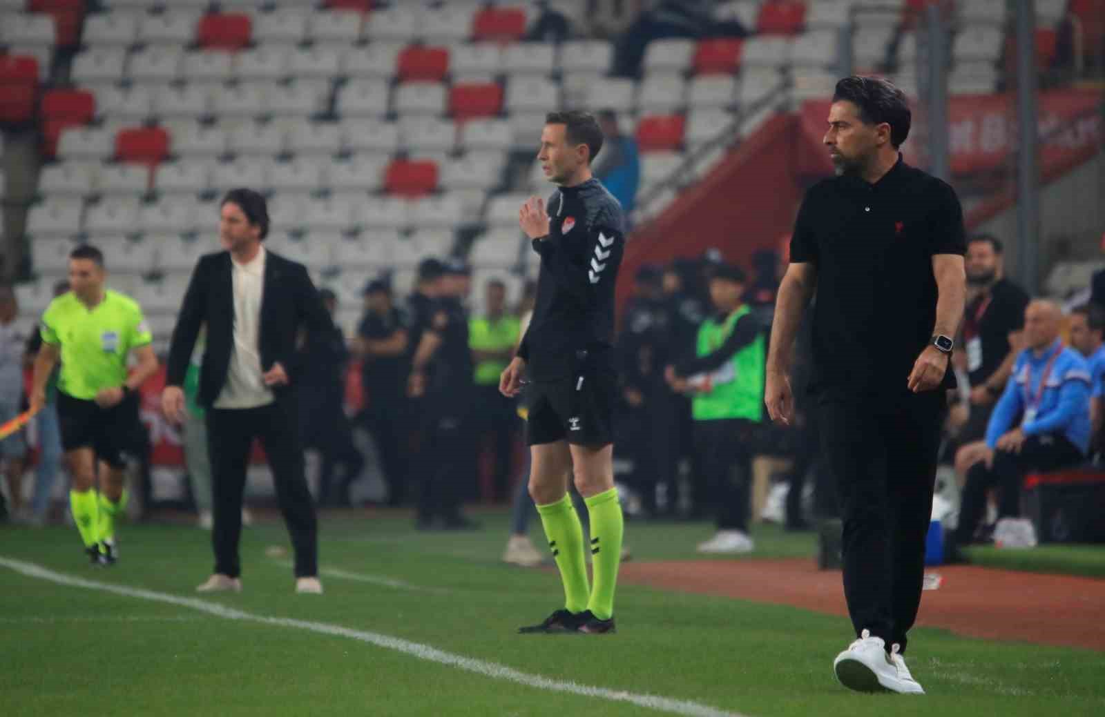 Ziraat Türkiye Kupası: Trabzonspor: 1 - Konyaspor 0 (İlk yarı) 21 ziraat turkiye kupasi trabzonspor 1 konyaspor 0 ilk yari 17 1VUQECak