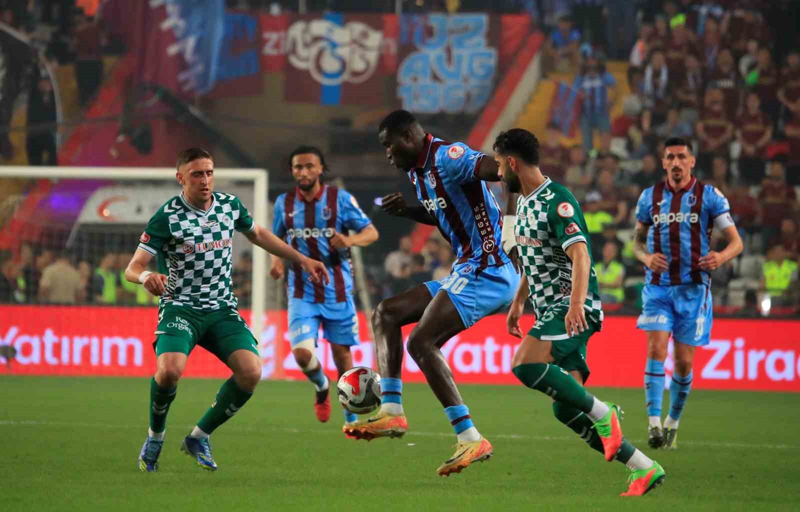 Ziraat Türkiye Kupası: Trabzonspor: 1 - Konyaspor 0 (İlk yarı) 23 ziraat turkiye kupasi trabzonspor 1 konyaspor 0 ilk yari 19 pGw7aETr